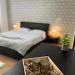 Ada's Luxury - Old شقة