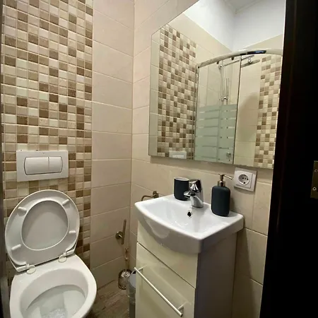 Ada's Luxury - Old Braşov