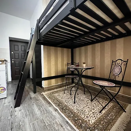 Ada's Luxury - Old