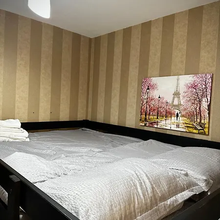 Ada's Luxury - Old