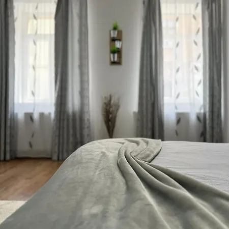 Apartamento Ada's Luxury - Old Braşov