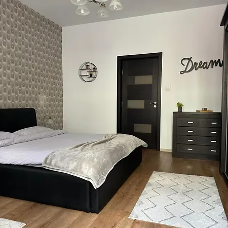 Ada's Luxury - Old *