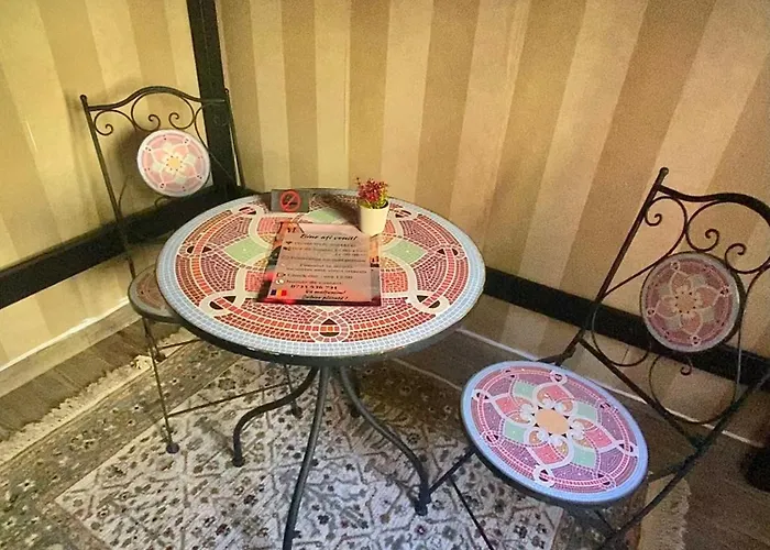 Ada's Luxury - Old *